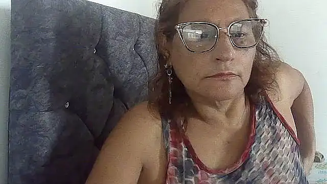 Snapshot of charrysexy1 chatting on October 31, 2025, 1:01 pm charrysexy1 online show from October 31, 2025, 1:01 pm