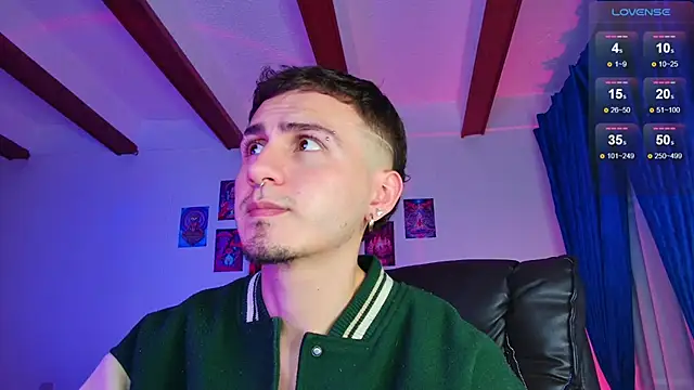 Snapshot of dimitri-bilak chatting on September 20, 2025, 1:17 am dimitri-bilak online show from September 20, 2025, 1:17 am