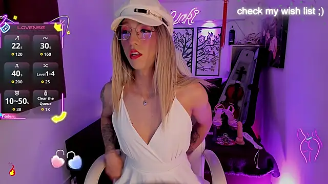 Snapshot of Yaki_Tai chatting on September 29, 2025, 12:49 am Yaki Tai online show from September 29, 2025, 12:49 am