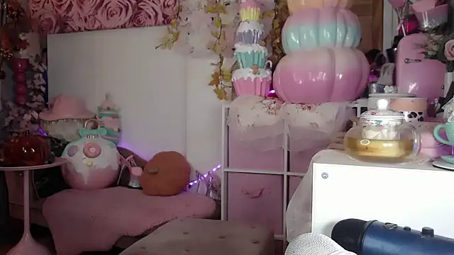 Snapshot of elyink chatting on December 1, 2025, 12:43 pm elyink online show from December 1, 2025, 12:43 pm