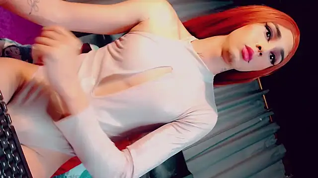 Snapshot of CharlotteBigCock chatting on January 17, 2025, 4:04 pm CharlotteBigCock online show from January 17, 2025, 4:04 pm