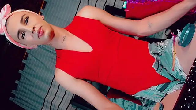 Snapshot of CharlotteBigCock chatting on February 8, 2025, 3:21 pm CharlotteBigCock online show from February 8, 2025, 3:21 pm