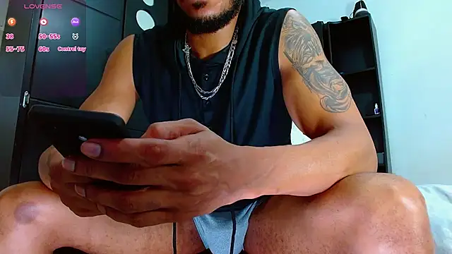 Snapshot of isuckmyselfxxx_420 chatting on February 2, 2025, 9:23 pm isuckmyselfxxx 420 online show from February 2, 2025, 9:23 pm