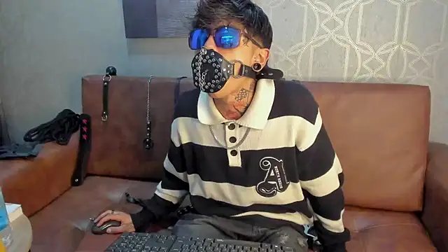 AcidMilo online show from December 9, 2024, 5:18 am