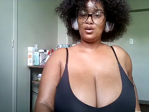 Charlie-Crawford online show from December 16, 2025, 6:51 am