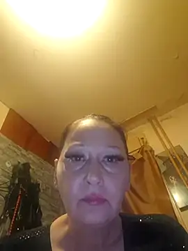 dominatrixredsonyja online show from November 29, 2025, 3:37 pm