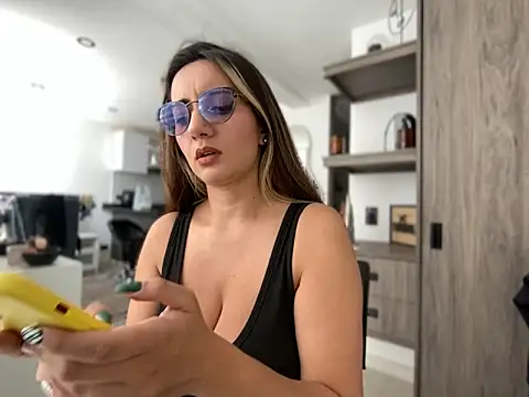 Anny Moore09 online show from December 20, 2024, 3:21 pm