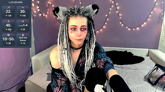 Snapshot of Littlepinkcat chatting on February 16, 2025, 11:05 am Littlepinkcat online show from February 16, 2025, 11:05 am