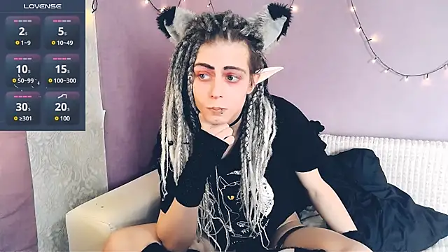 Snapshot of Littlepinkcat chatting on March 4, 2025, 4:49 am Littlepinkcat online show from March 4, 2025, 4:49 am