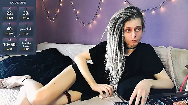 Snapshot of Littlepinkcat chatting on March 18, 2025, 8:25 am Littlepinkcat online show from March 18, 2025, 8:25 am