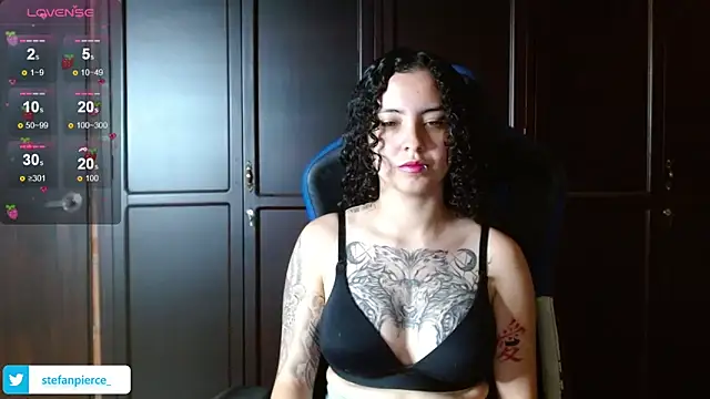 Snapshot of jaydensalvatore_ chatting on February 11, 2025, 9:25 pm jaydensalvatore online show from February 11, 2025, 9:25 pm