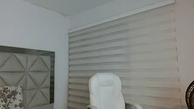 Snapshot of nana_levy chatting on February 20, 2025, 3:34 am nana levy online show from February 20, 2025, 3:34 am