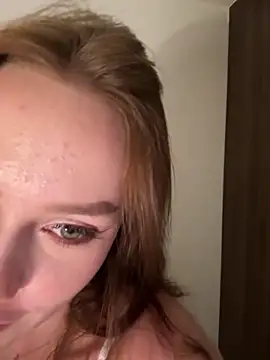 Snapshot of Meow_Sophie chatting on October 6, 2025, 11:51 am Meow Sophie online show from October 6, 2025, 11:51 am