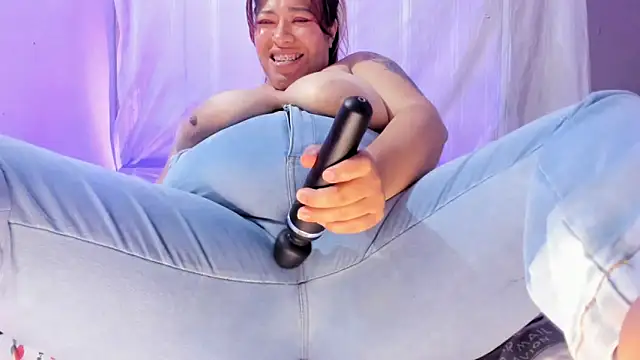 Snapshot of Fierymichef chatting on February 13, 2025, 11:47 pm Fierymichef online show from February 13, 2025, 11:47 pm