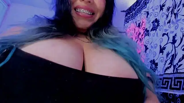 Snapshot of Fierymichef chatting on November 5, 2025, 8:31 pm Fierymichef online show from November 5, 2025, 8:31 pm