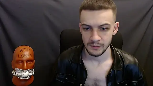 Snapshot of _Damien_thorn_ chatting on December 6, 2024, 4:49 pm Damien thorn online show from December 6, 2024, 4:49 pm