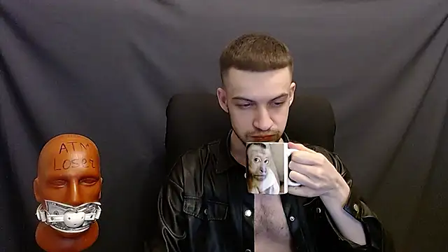 Snapshot of _Damien_thorn_ chatting on December 6, 2024, 8:29 pm Damien thorn online show from December 6, 2024, 8:29 pm