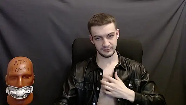 Snapshot of _Damien_thorn_ chatting on December 21, 2024, 8:43 pm Damien thorn online show from December 21, 2024, 8:43 pm