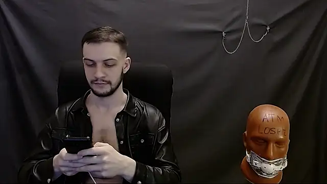 Snapshot of _Damien_thorn_ chatting on January 24, 2025, 2:28 am Damien thorn online show from January 24, 2025, 2:28 am