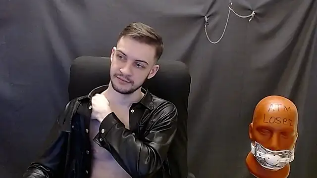 Snapshot of _Damien_thorn_ chatting on March 7, 2025, 8:11 pm Damien thorn online show from March 7, 2025, 8:11 pm