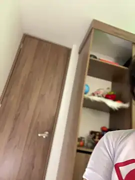 Snapshot of andra_rose chatting on December 12, 2024, 2:04 am andra rose online show from December 12, 2024, 2:04 am