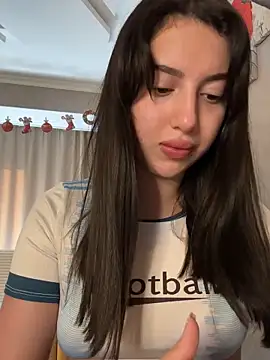 Snapshot of Tasty_Nora chatting on November 16, 2025, 5:24 am Tasty Nora online show from November 16, 2025, 5:24 am