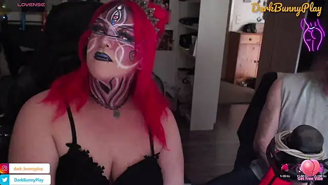 Snapshot of DarkBunnyPlay chatting on March 2, 2025, 11:50 am DarkBunnyPlay online show from March 2, 2025, 11:50 am