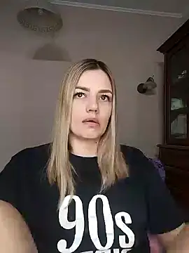 KrissSexi online show from March 3, 2025, 2:15 pm