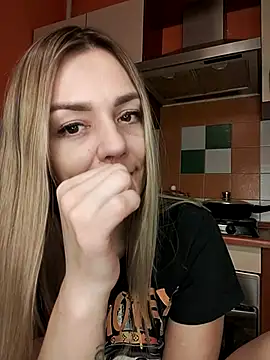 KrissSexi online show from March 7, 2025, 7:27 pm