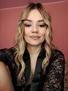 KrissSexi online show from March 15, 2025, 1:18 pm