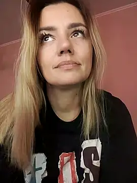 KrissSexi online show from September 16, 2025, 8:26 am