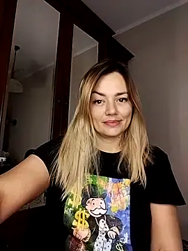 KrissSexi online show from October 26, 2025, 4:46 pm