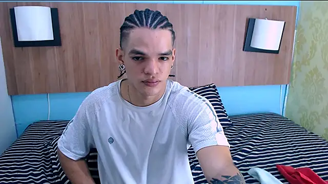 Snapshot of AlbertBernal69 chatting on January 26, 2025, 3:06 am AlbertBernal69 online show from January 26, 2025, 3:06 am