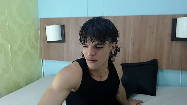 Snapshot of AlbertBernal69 chatting on February 8, 2025, 2:58 am AlbertBernal69 online show from February 8, 2025, 2:58 am