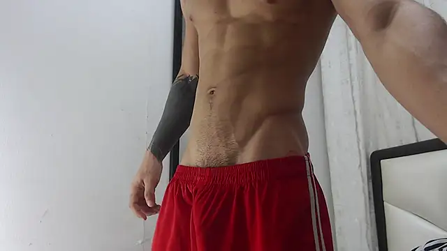 Snapshot of AlbertBernal69 chatting on March 19, 2025, 6:14 am AlbertBernal69 online show from March 19, 2025, 6:14 am