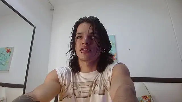 Snapshot of AlbertBernal69 chatting on October 16, 2025, 2:56 am AlbertBernal69 online show from October 16, 2025, 2:56 am