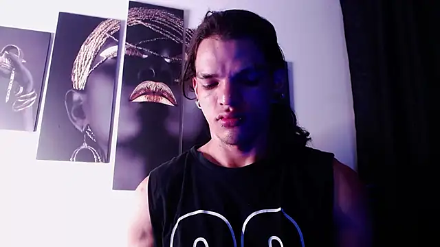 Snapshot of AlbertBernal69 chatting on October 30, 2025, 1:18 am AlbertBernal69 online show from October 30, 2025, 1:18 am