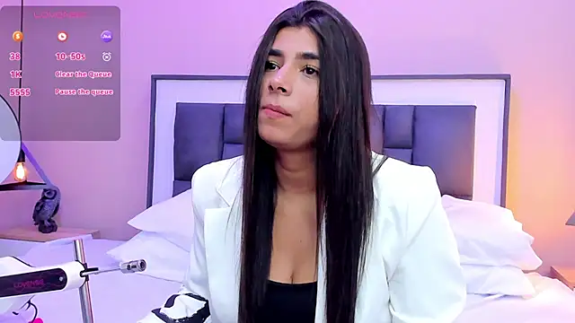 Snapshot of ZiaCalifa chatting on September 19, 2025, 2:18 pm ZiaCalifa online show from September 19, 2025, 2:18 pm