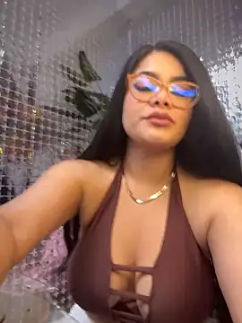 Snapshot of Insane_Issa chatting on January 7, 2025, 7:17 pm Insane Issa online show from January 7, 2025, 7:17 pm