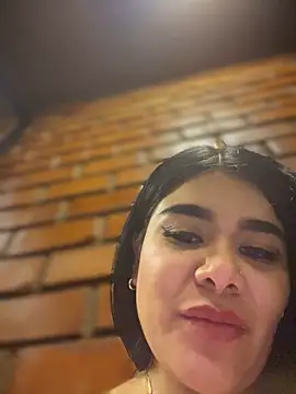 Snapshot of Insane_Issa chatting on January 31, 2025, 2:26 am Insane Issa online show from January 31, 2025, 2:26 am