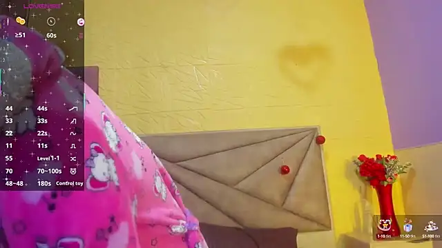 Snapshot of Esmeralda_oikos chatting on February 20, 2025, 11:43 pm Esmeralda oikos online show from February 20, 2025, 11:43 pm