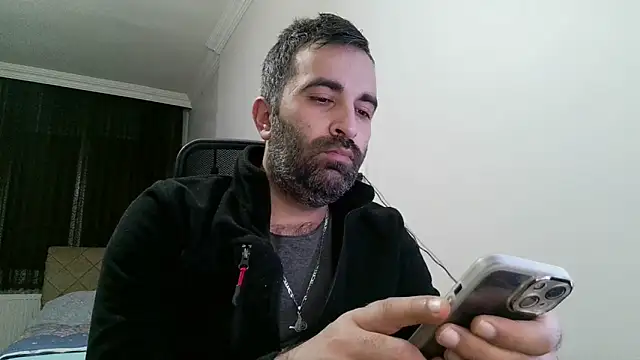 Snapshot of tgltplsr chatting on December 27, 2024, 11:42 pm tgltplsr online show from December 27, 2024, 11:42 pm