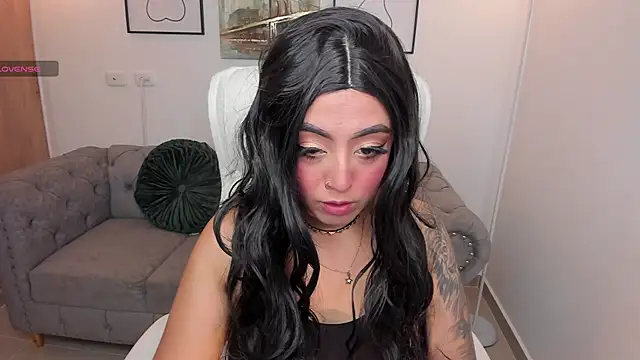 Snapshot of kim_thompson_1 chatting on December 2, 2025, 9:14 am kim thompson 1 online show from December 2, 2025, 9:14 am