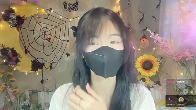 Snapshot of Your-Sunshine chatting on October 28, 2025, 3:47 pm Your-Sunshine online show from October 28, 2025, 3:47 pm