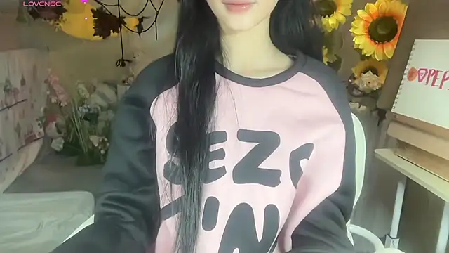 Snapshot of Your-Sunshine chatting on November 5, 2025, 4:51 pm Your-Sunshine online show from November 5, 2025, 4:51 pm