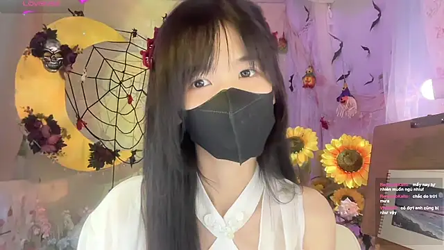 Snapshot of Your-Sunshine chatting on November 7, 2025, 5:13 pm Your-Sunshine online show from November 7, 2025, 5:13 pm