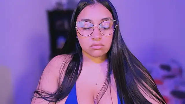 Soysofiarodrigu online show from February 26, 2025, 7:38 pm