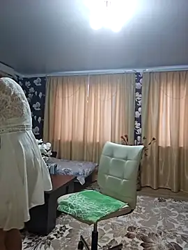 Snapshot of LybovNTV chatting on March 2, 2025, 1:05 pm LybovNTV online show from March 2, 2025, 1:05 pm