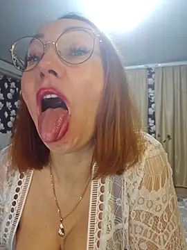 Snapshot of LybovNTV chatting on March 2, 2025, 4:10 pm LybovNTV online show from March 2, 2025, 4:10 pm