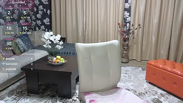 Snapshot of LybovNTV chatting on March 17, 2025, 7:26 pm LybovNTV online show from March 17, 2025, 7:26 pm